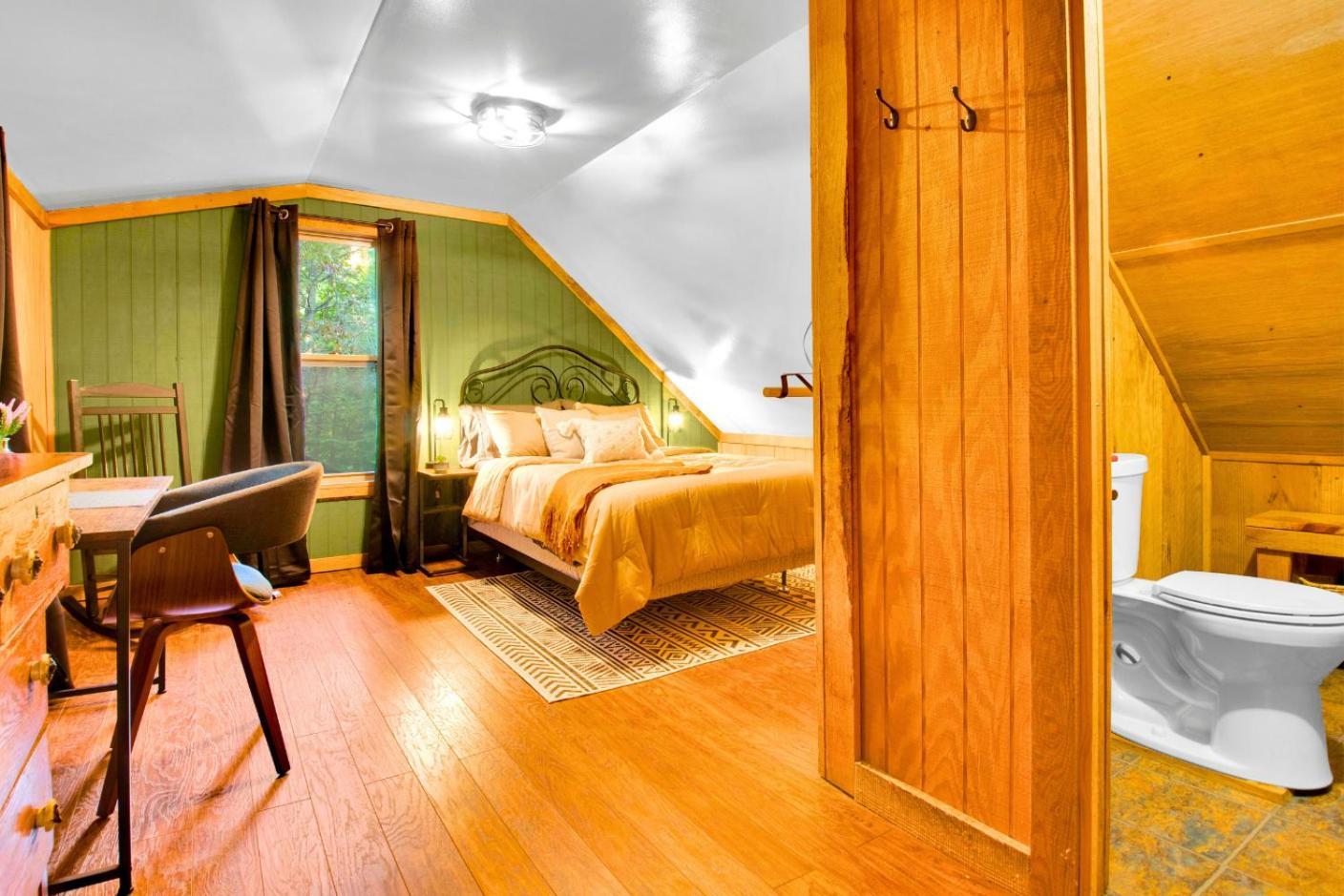 Meadow Retreat - Hot Tub, Fire Pit & Games Ferienhaus *